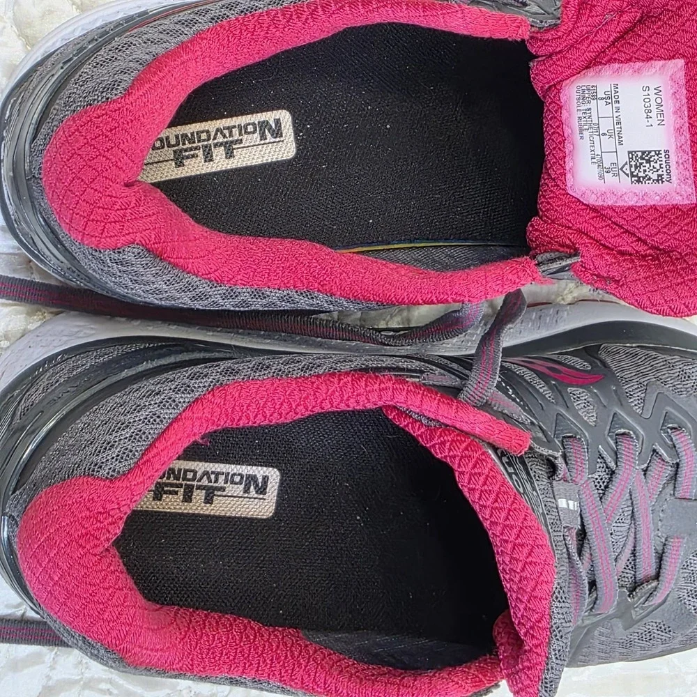 Women's Saucony Echelon‎ 6 Everun Foundation Fit Running Shoes Size 8